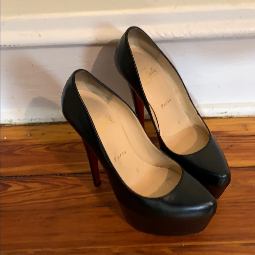 Red bottoms Christian louboutin